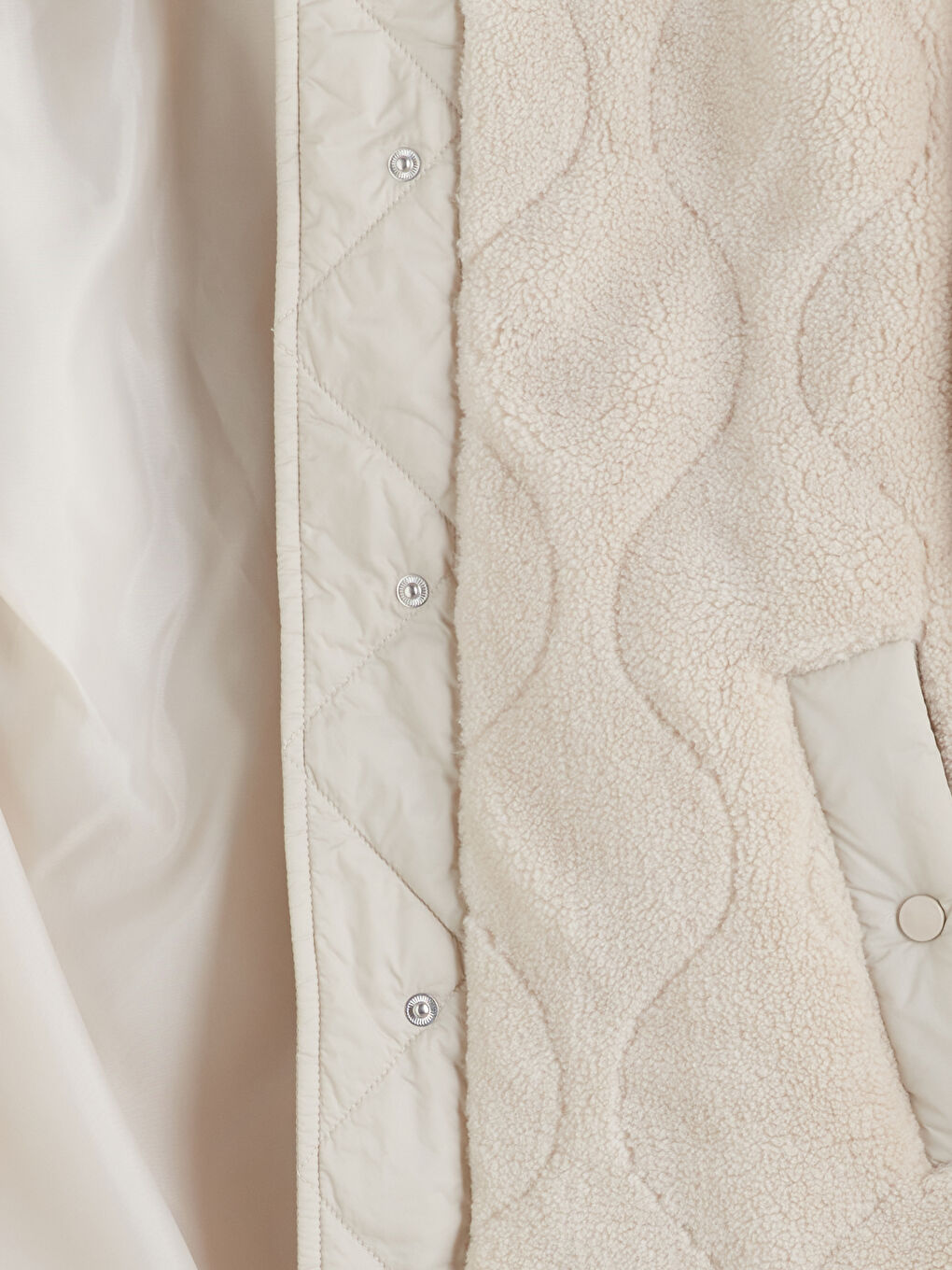 Ekru Gömlek Yaka Kadın Pelüş Mont-6