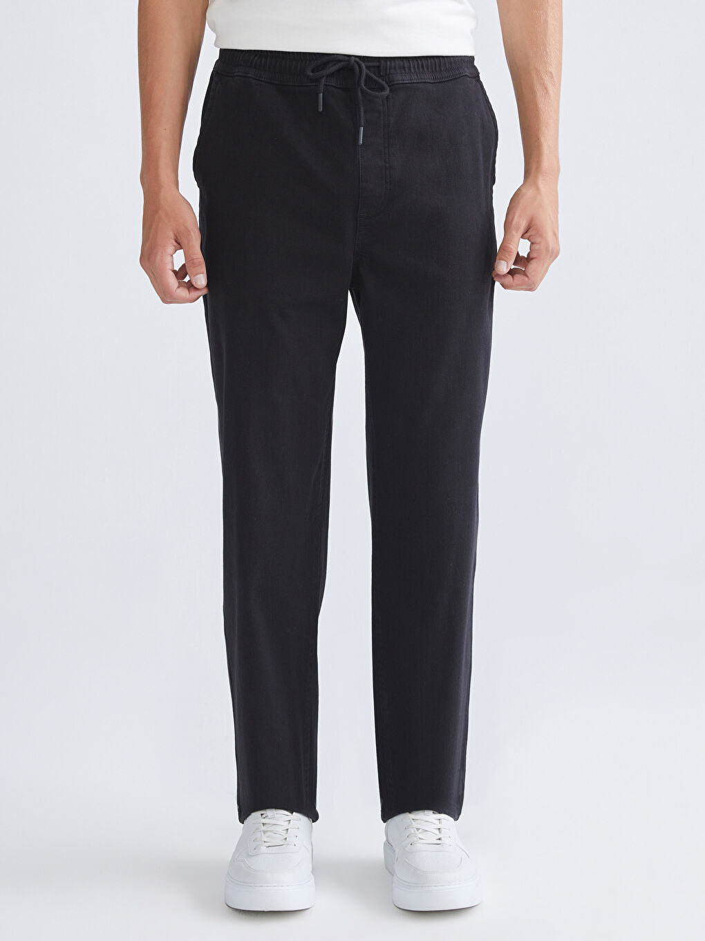 Loose Fit Men's Jeans-1