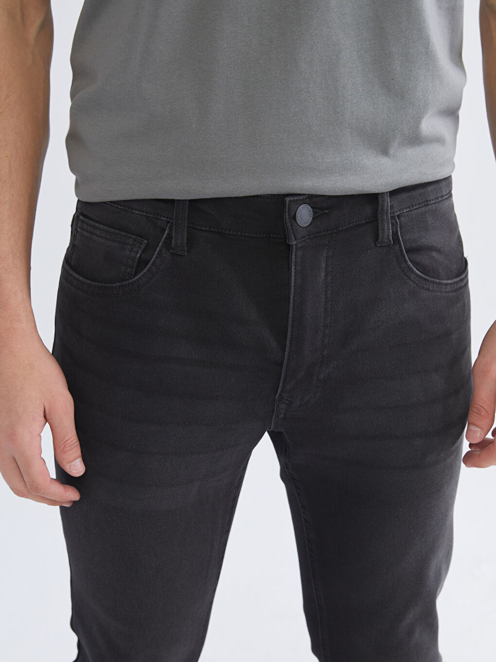 750 Regular Fit Men's Jeans-2