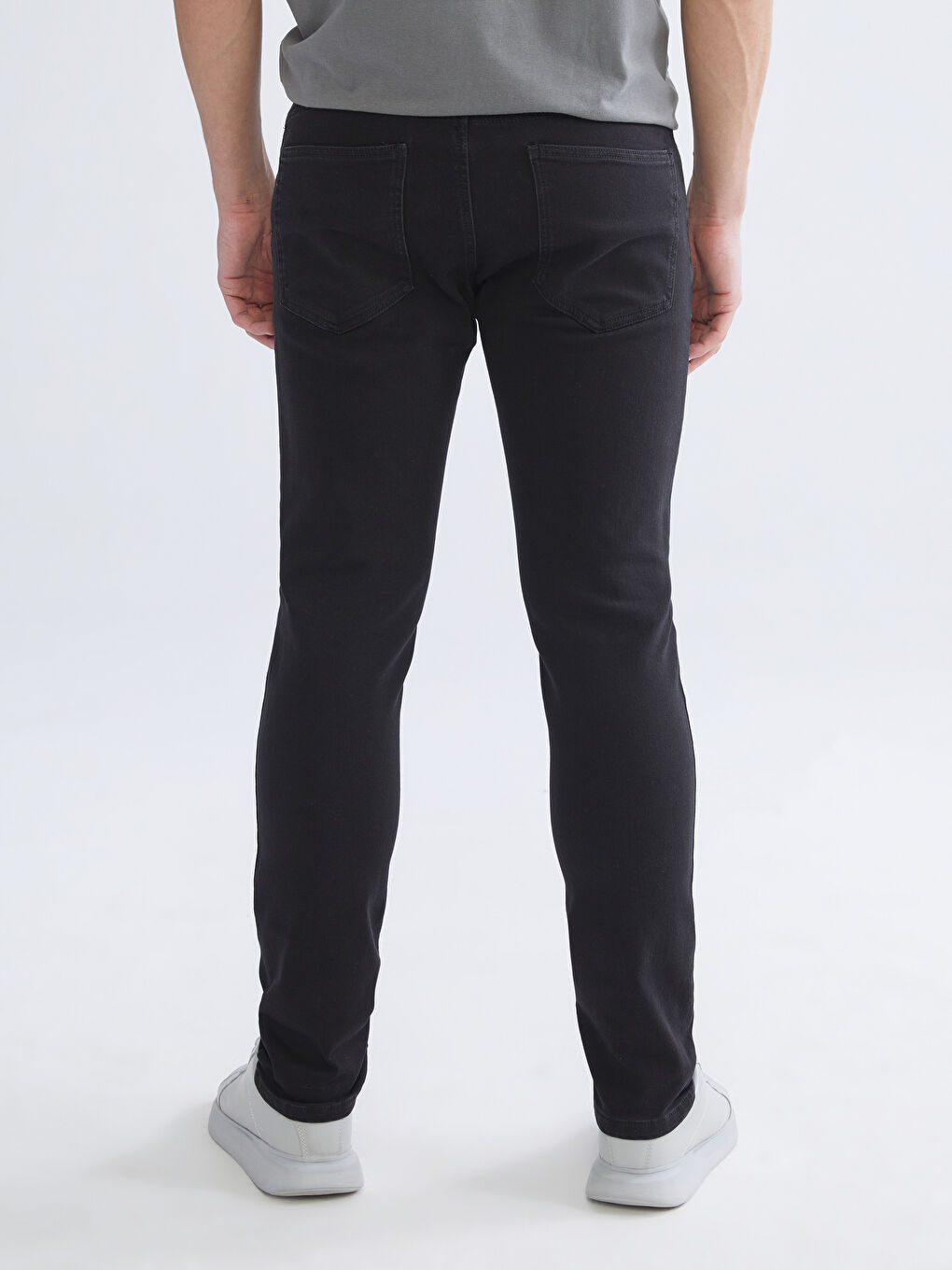 750 Regular Fit Men's Jeans-3