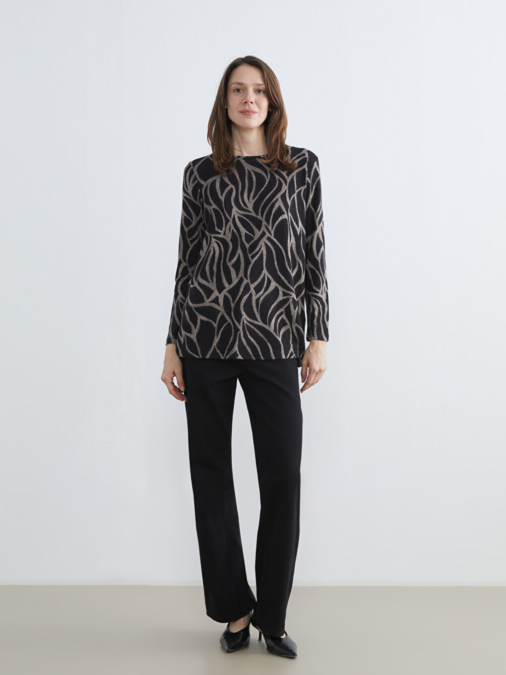 Crew Neck Patterned Blouse-1