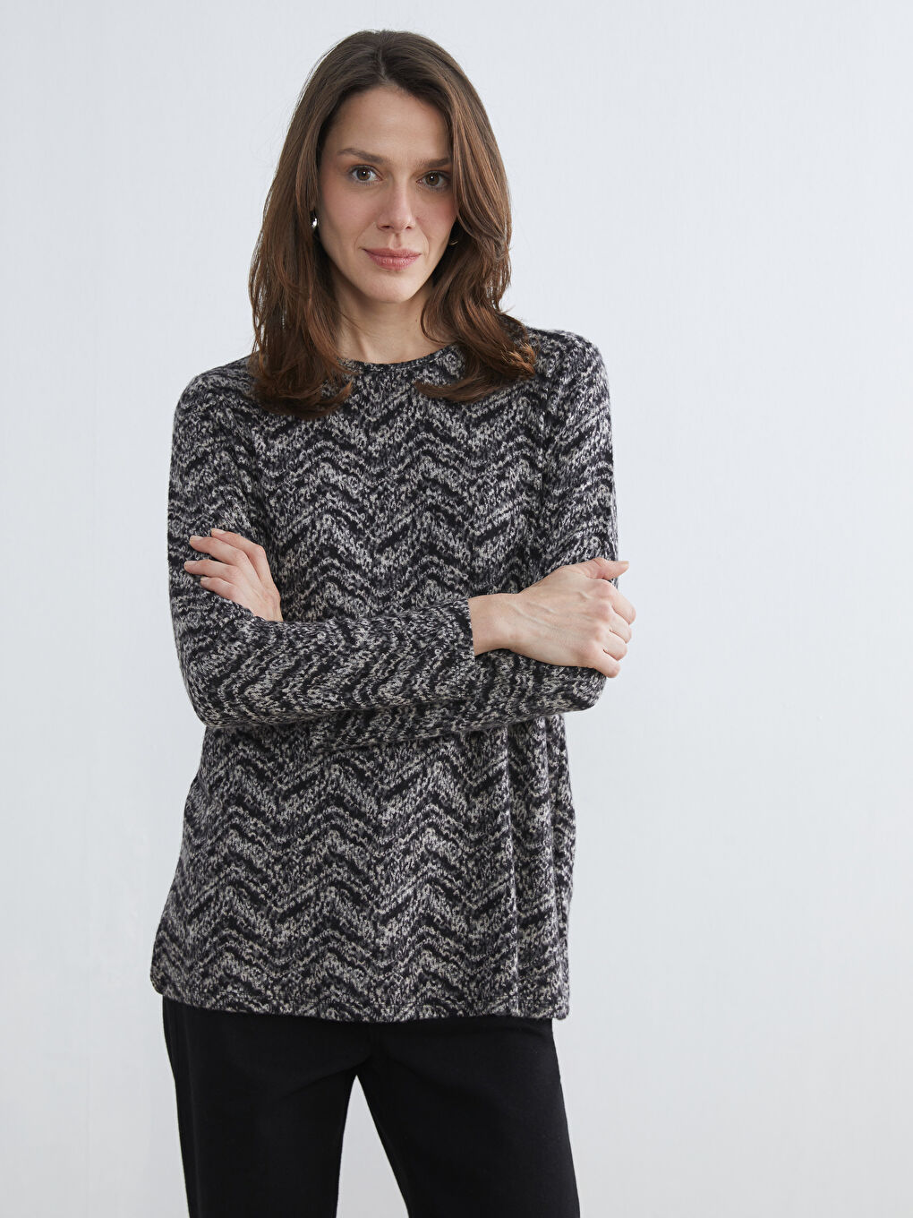 Crew Neck Patterned Blouse