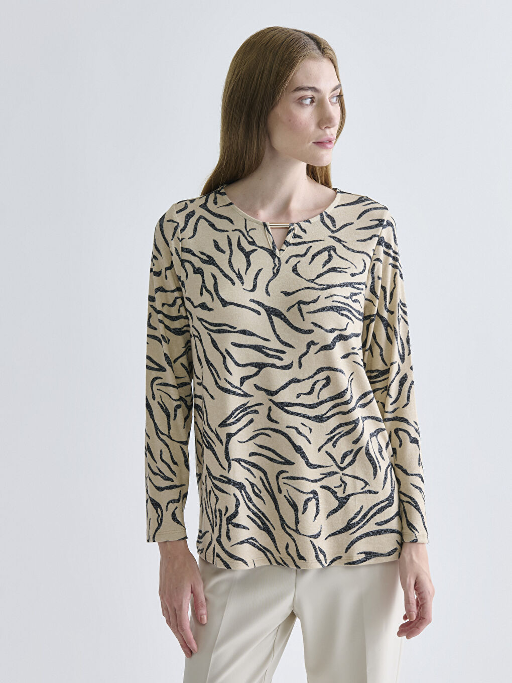 Crew Neck Patterned Blouse
