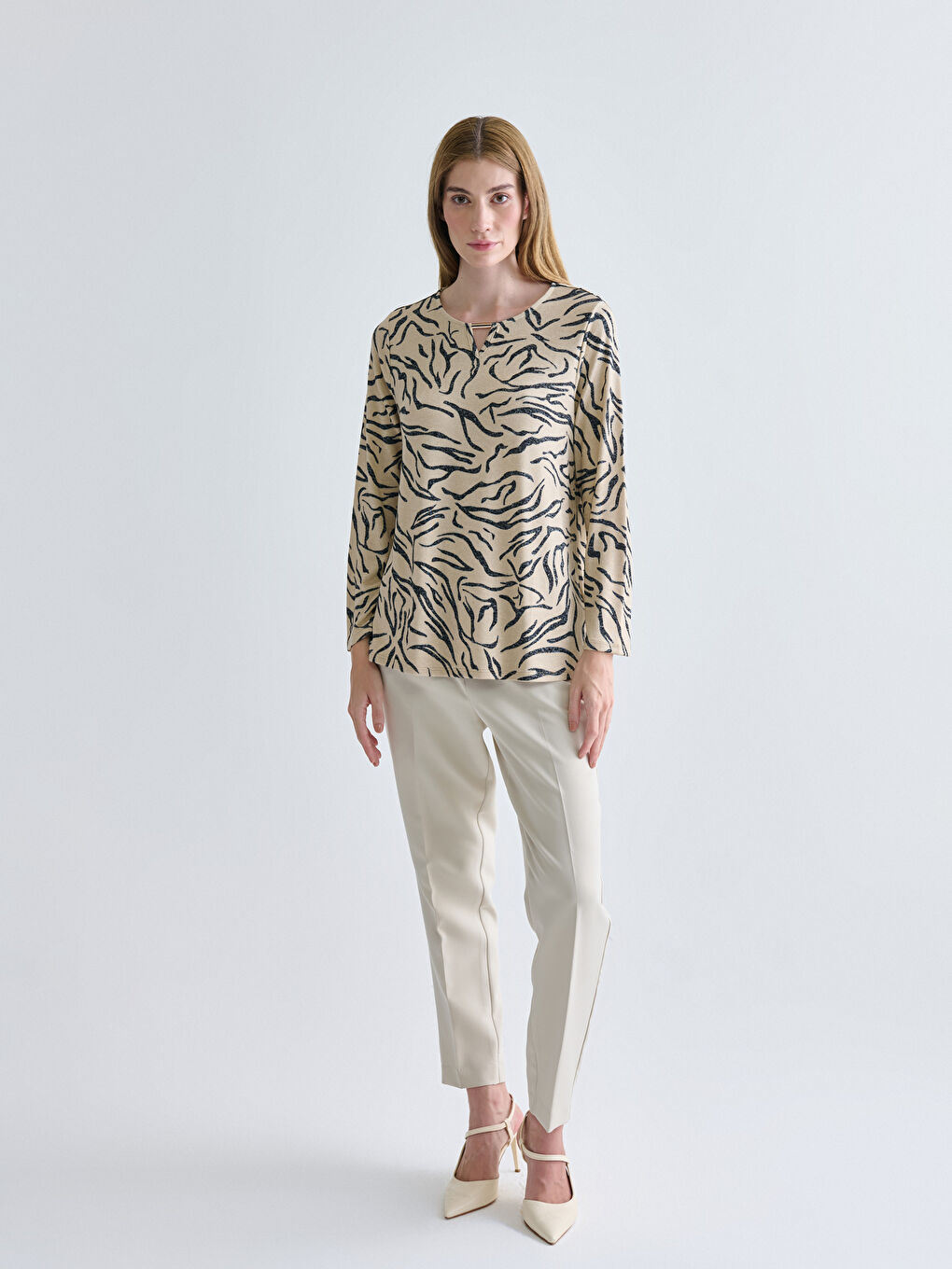 Crew Neck Patterned Blouse-1