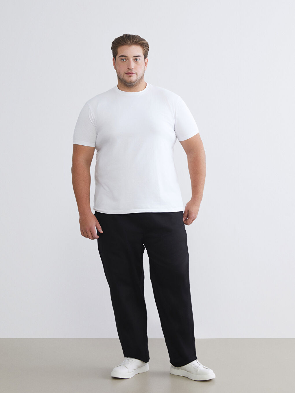 Siyah Rahat Kalıp Erkek Jean Pantolon-1