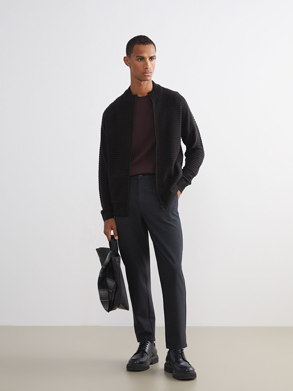 Siyah Slim Fit Erkek Pantolon