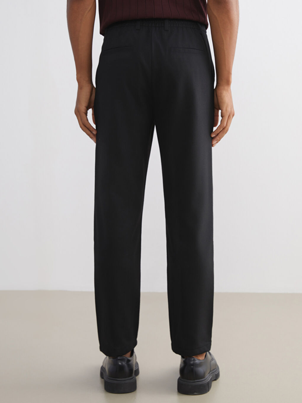 Siyah Standart Kalıp Erkek Pantolon-3