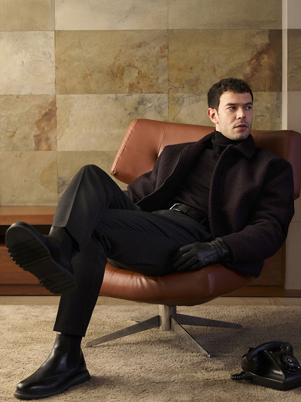 Siyah Standart Kalıp Erkek Pantolon