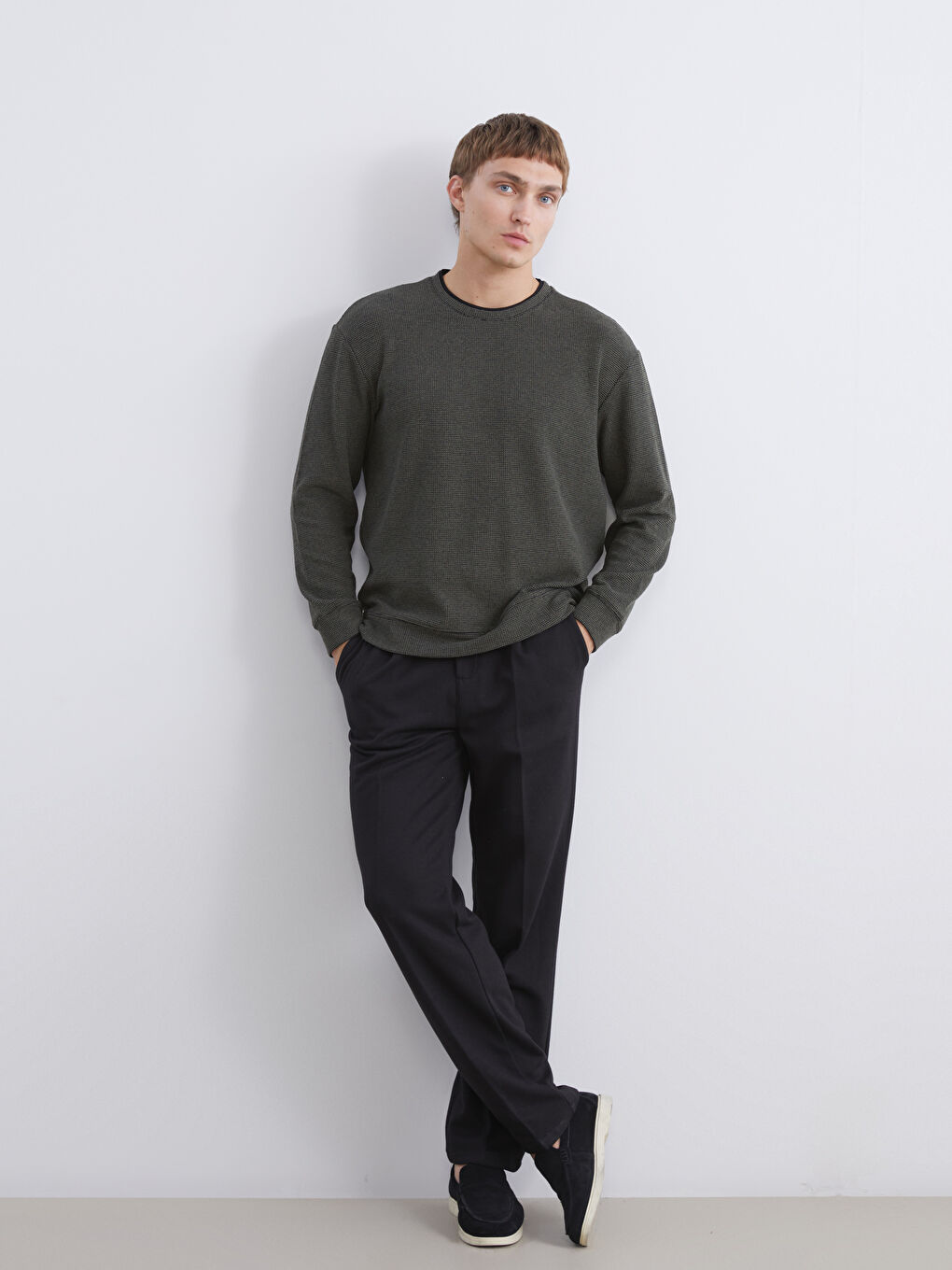 Standard Fit Men's Trousers