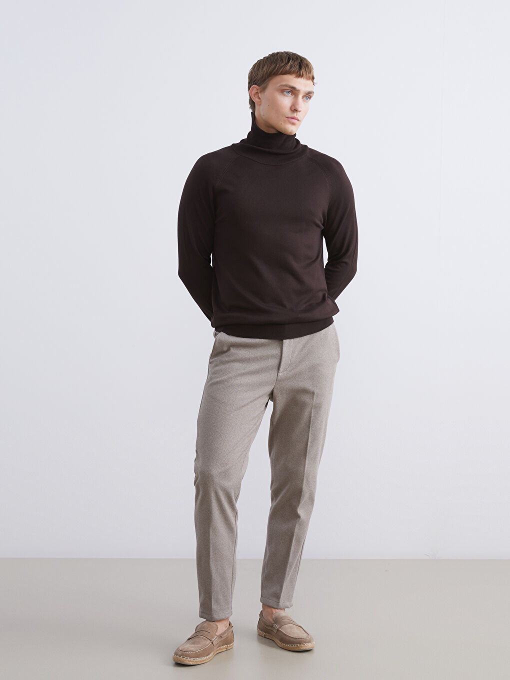 Standard Fit Men's Trousers