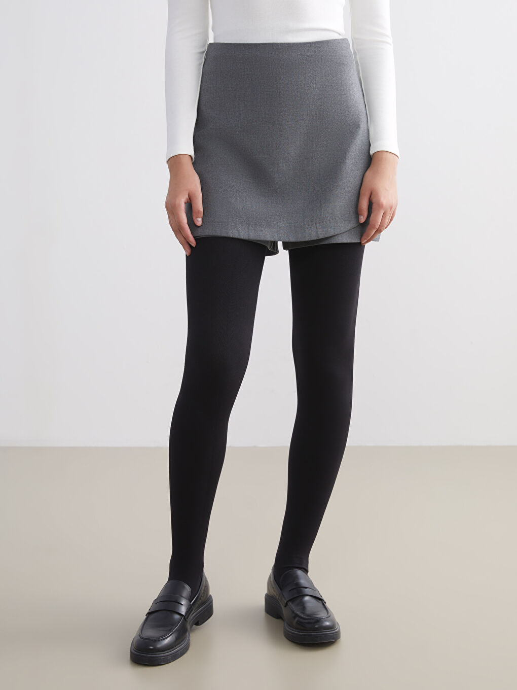 CRNA Hulahopke Žena-1