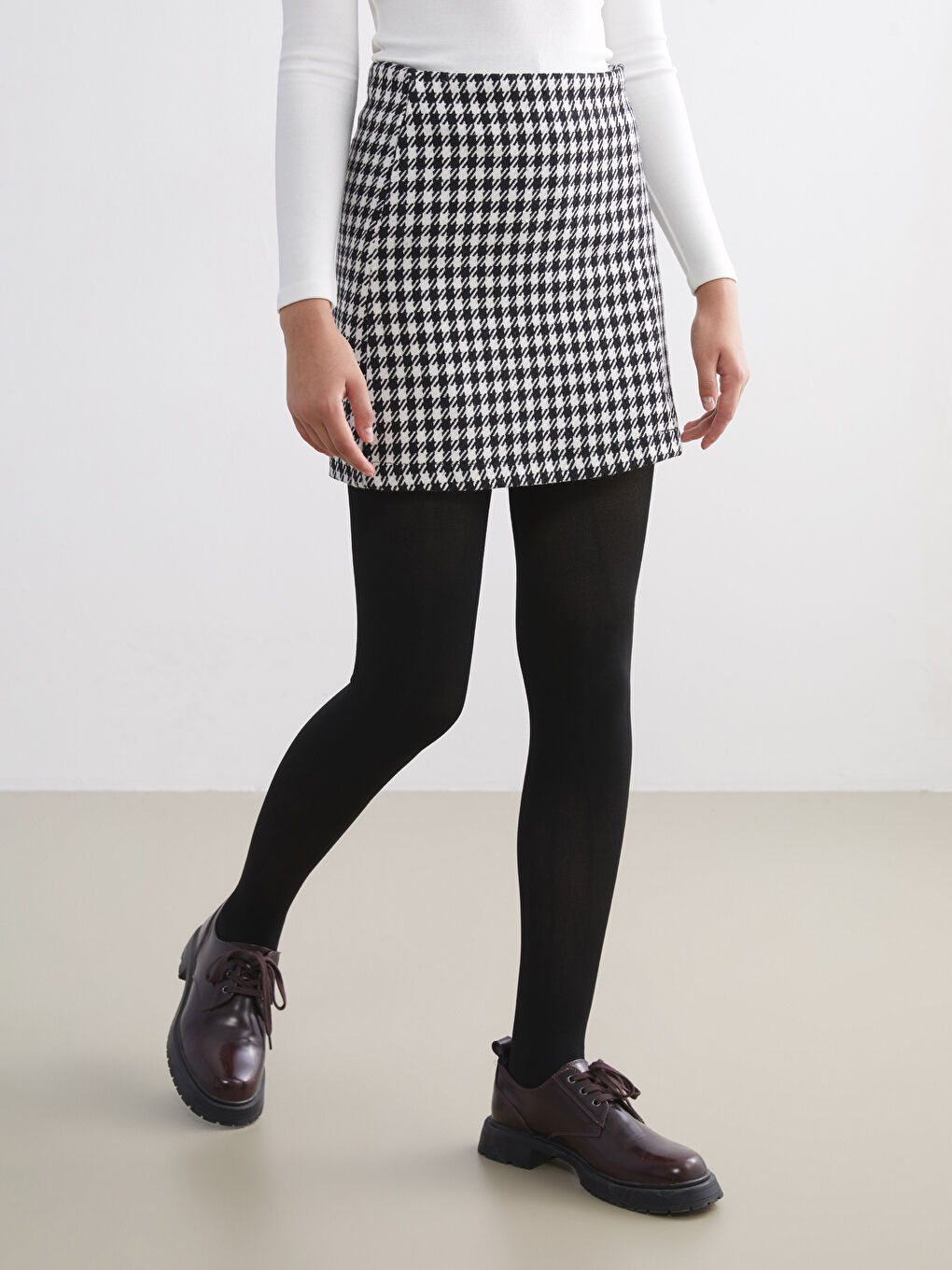 200 Denier Women's Tights-2