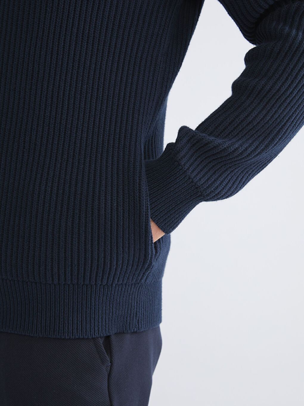 Ерлерге арналған стандартты пішім биік жағалы трикотаж кардиган-3