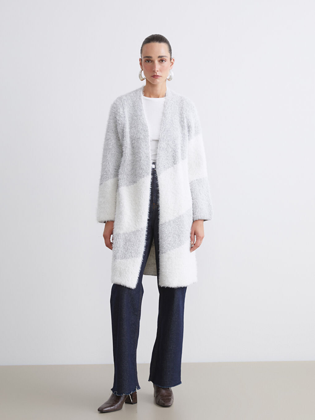 Gri Şal Yaka Renk Bloklu Kadın Triko Hırka-2