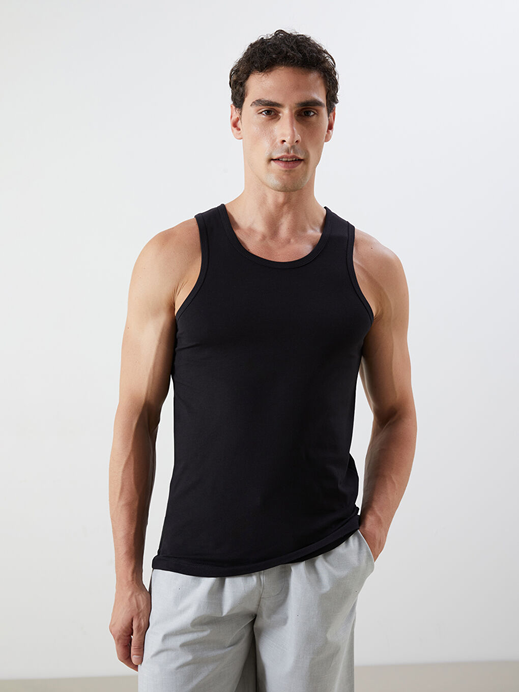 LC WAIKIKI Man BLACK Vest -W5BM45Z8-CVL