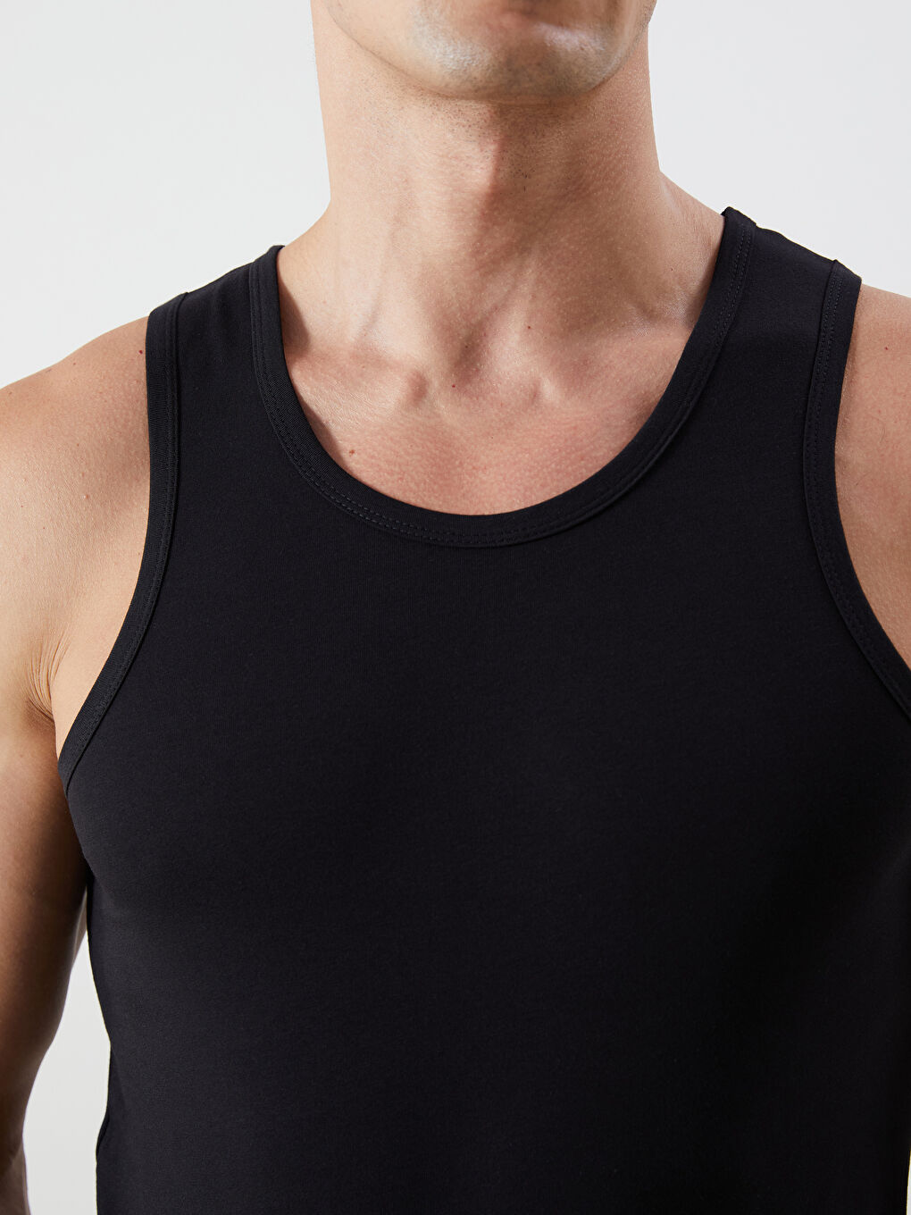 LC WAIKIKI Man BLACK Vest -W5BM45Z8-CVL
