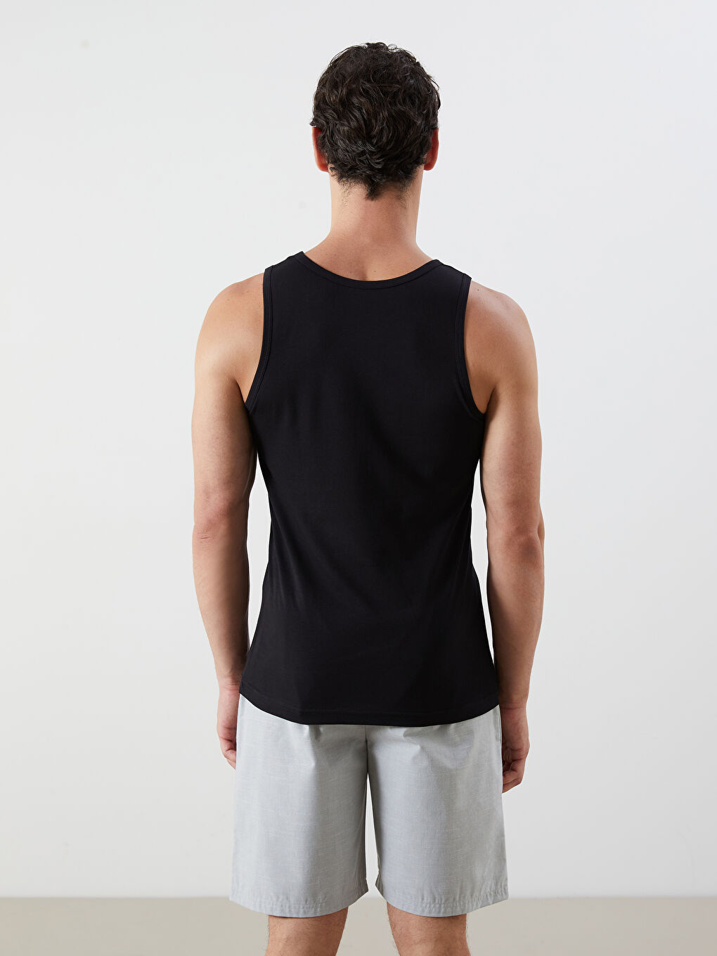 LC WAIKIKI Man BLACK Vest -W5BM45Z8-CVL