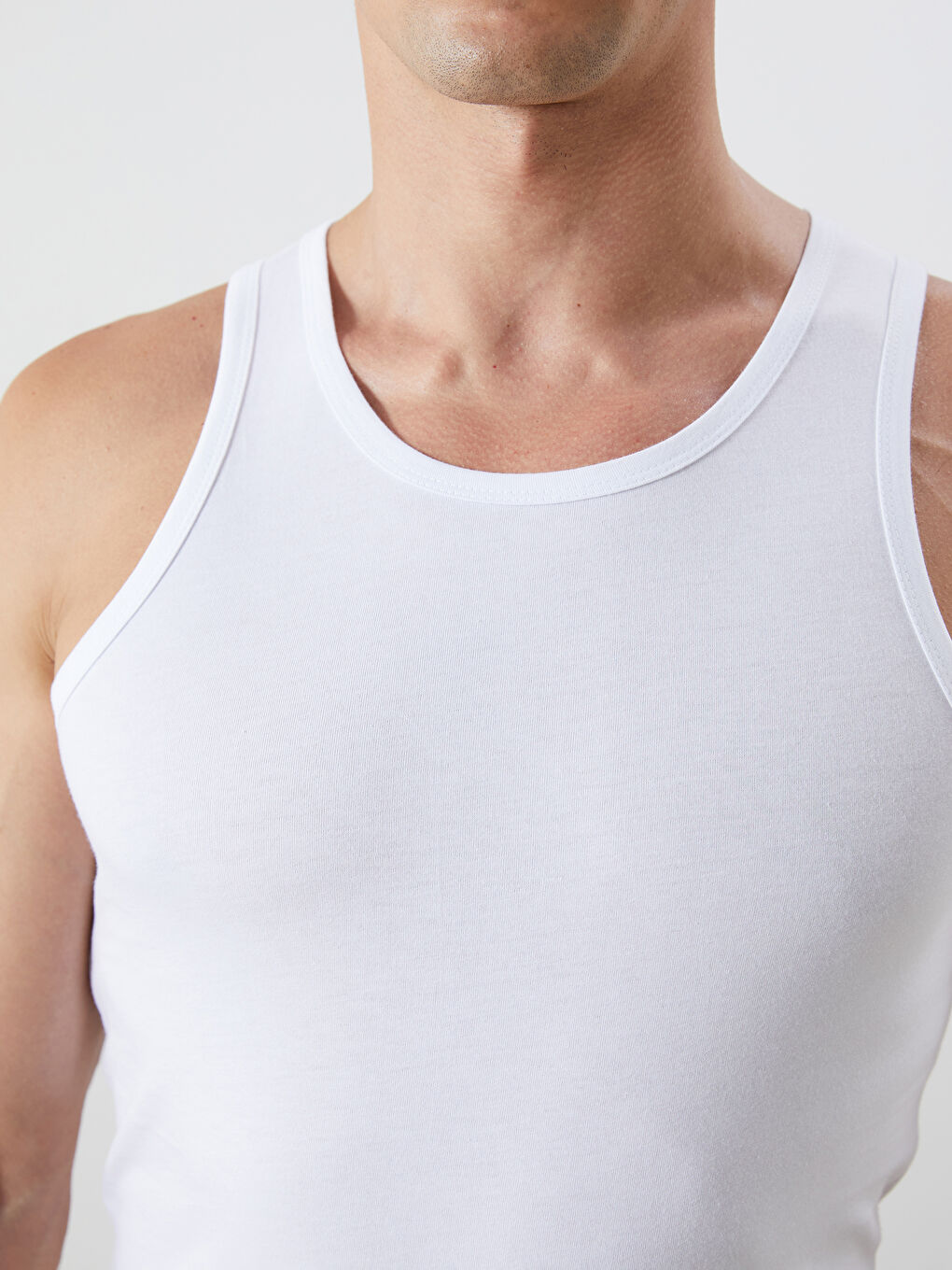LC WAIKIKI Man WHITE Vest -W5BM45Z8-VC4