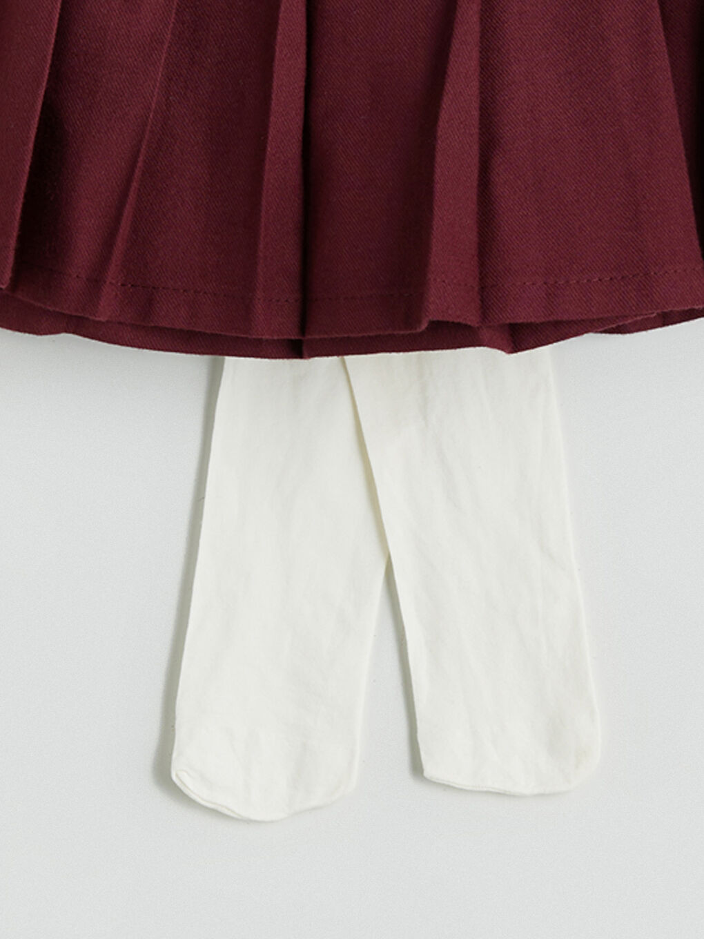 Bordo Beli Lastikli Kız Çocuk Pileli Etek ve Külotlu Çorap 2'li-3