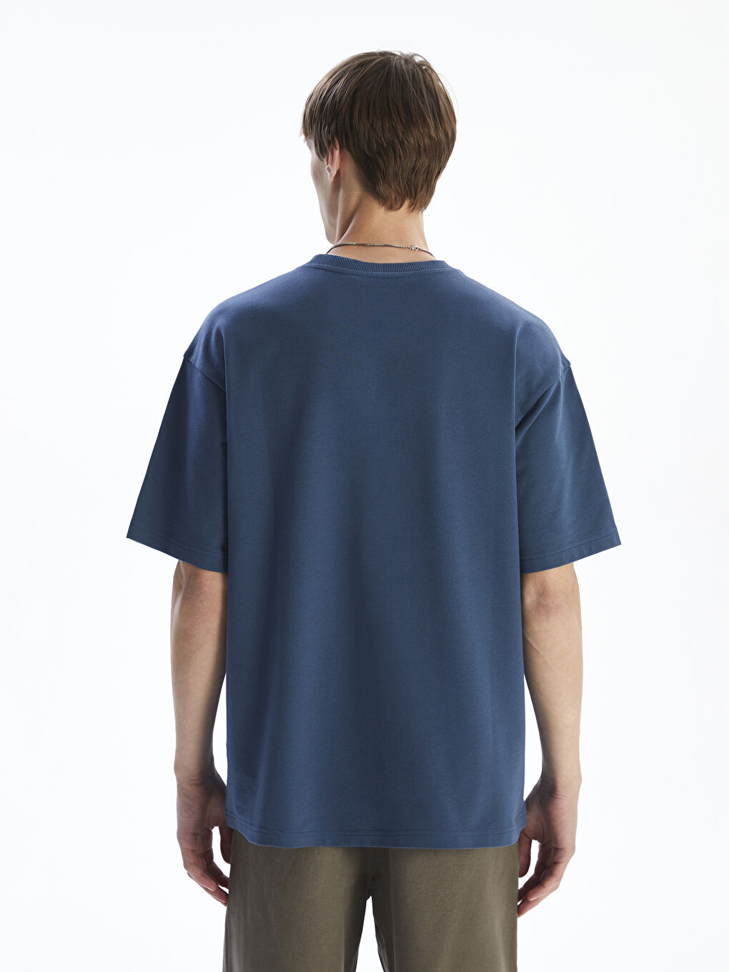 سويت شيرت مطبوع بياقة دائرية وكم قصير للرجال-3