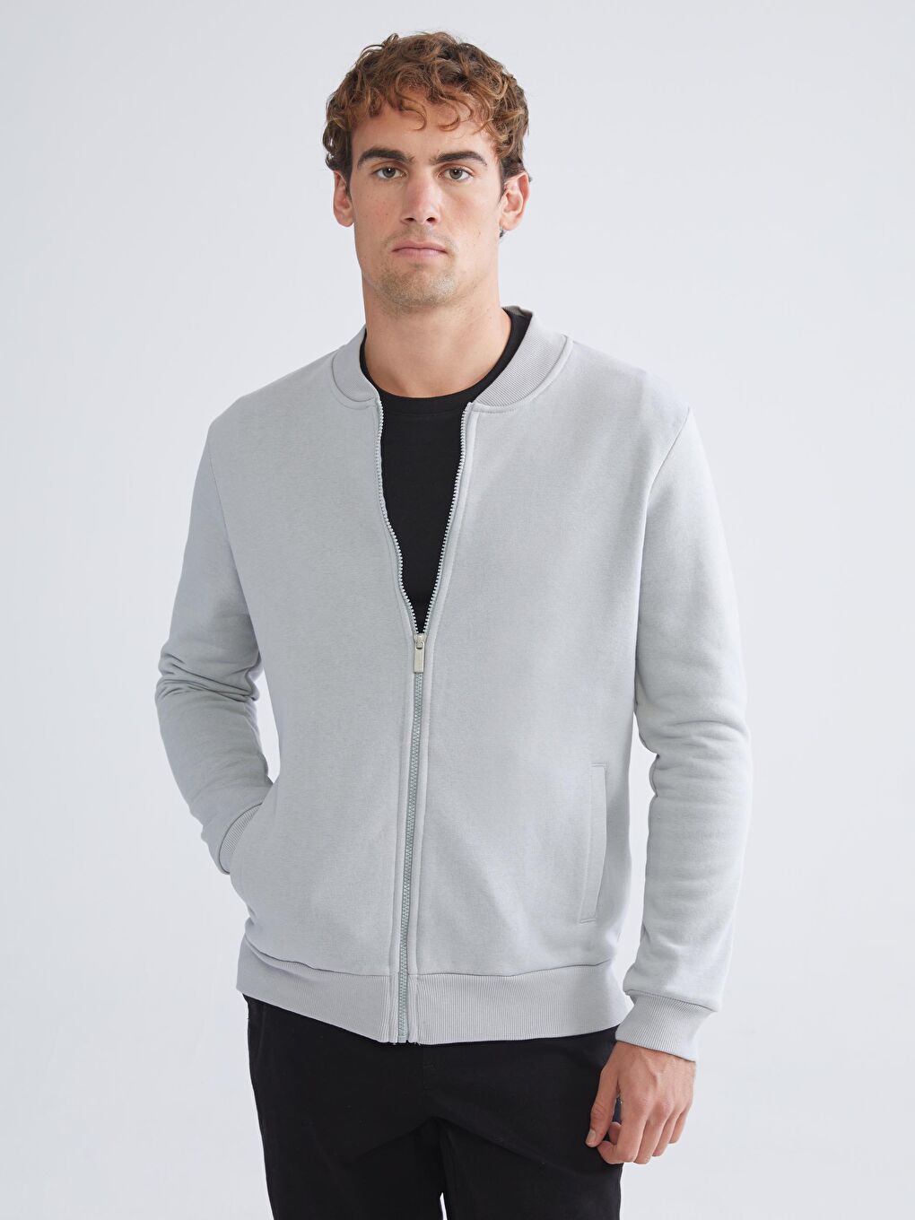 Man GREY Zip-Up Sweatshirt