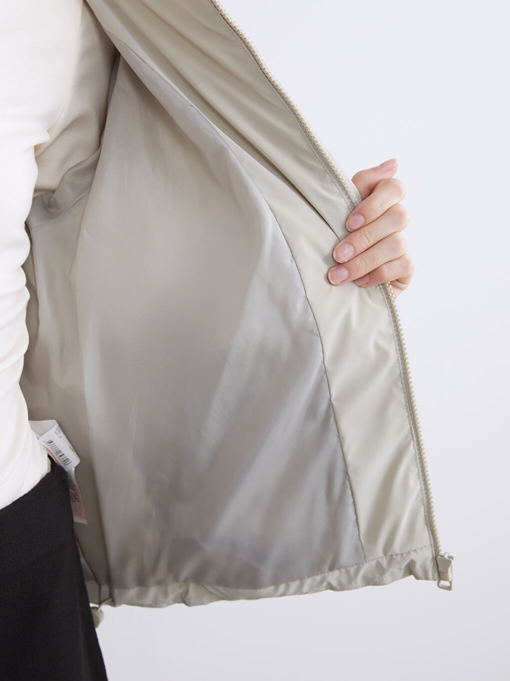 Ekru Dik Yaka Oversize Kadın Şişme Mont-7