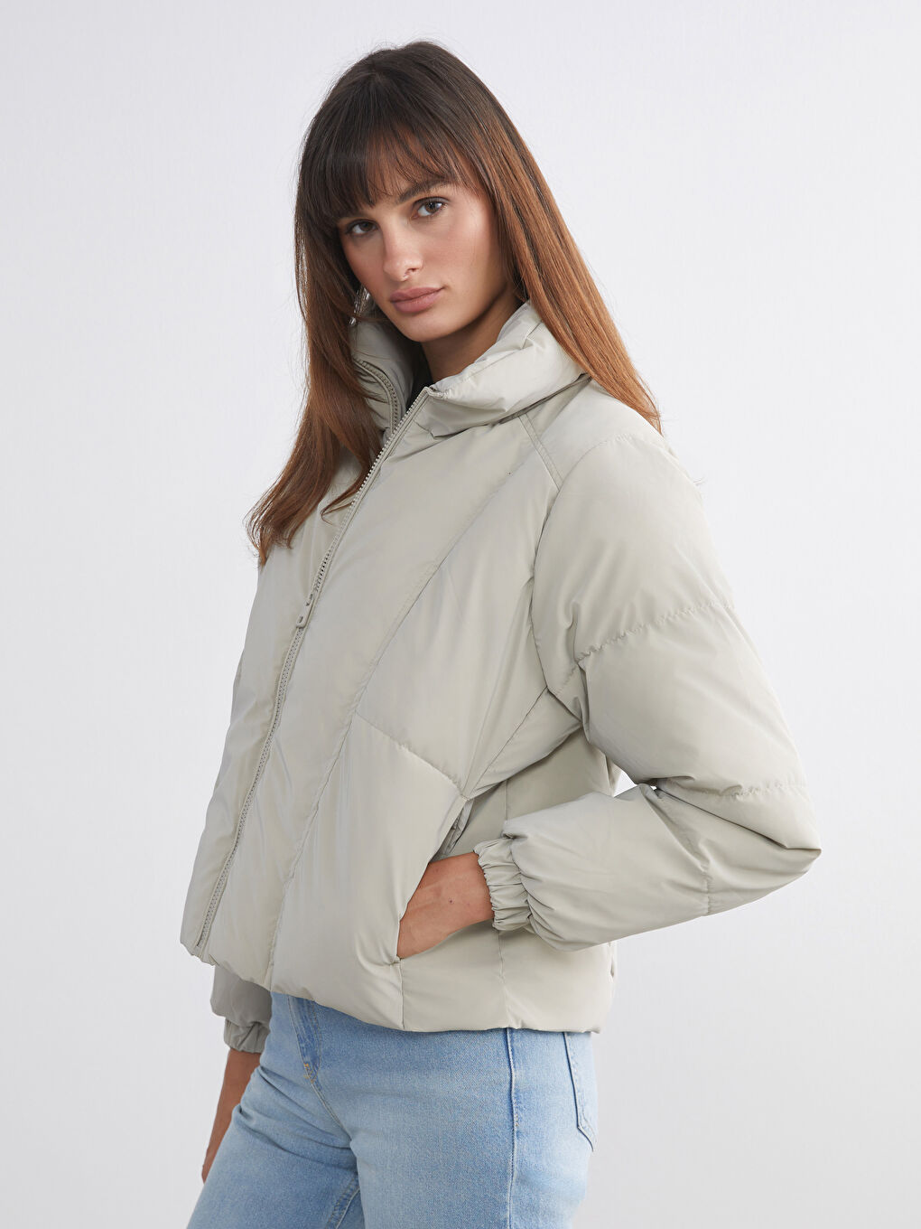 Ekru Dik Yaka Oversize Kadın Şişme Mont-1