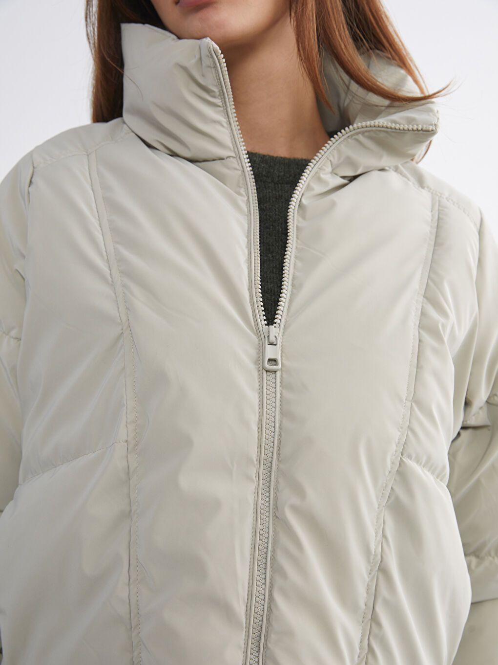 Ekru Dik Yaka Oversize Kadın Şişme Mont-4