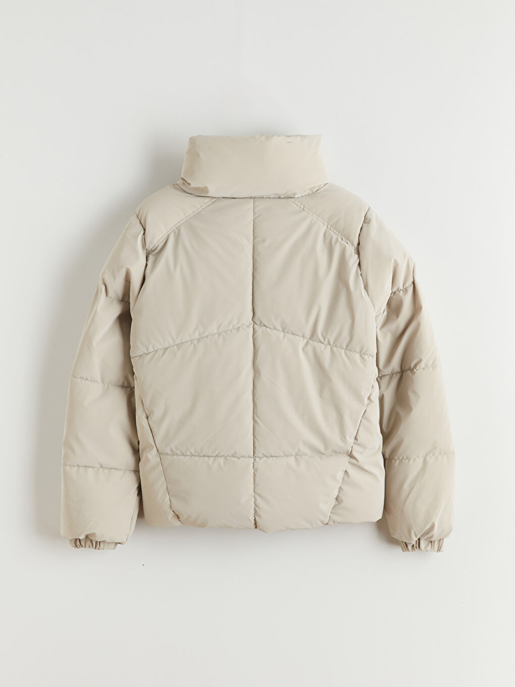 Ekru Dik Yaka Oversize Kadın Şişme Mont-11