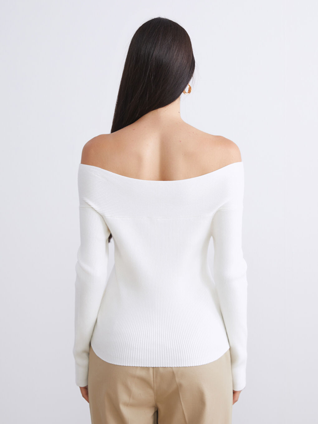 Slash Neck Women's Knitwear Sweater-3