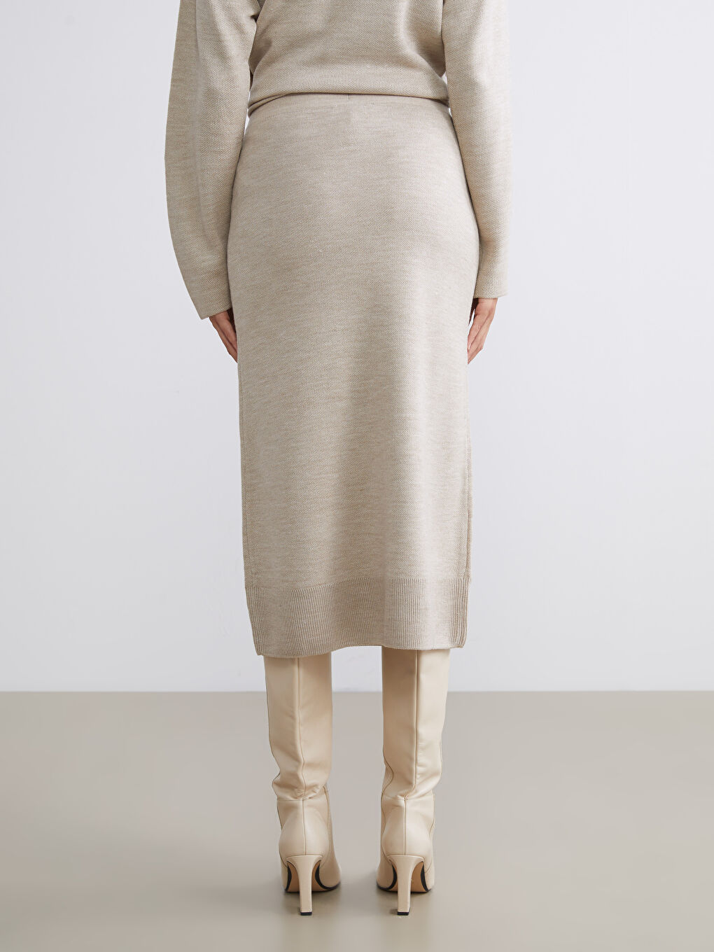 Elastic Waist Knitwear Skirt-3