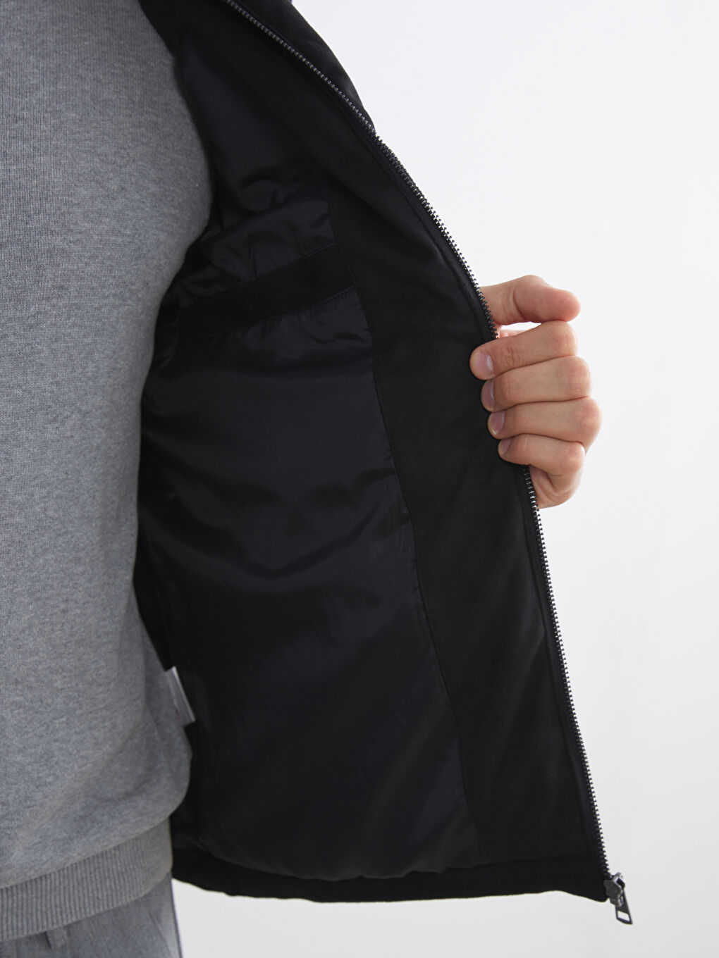 Standard Fit Funnel Neck Men's Puffer Gilet-3
