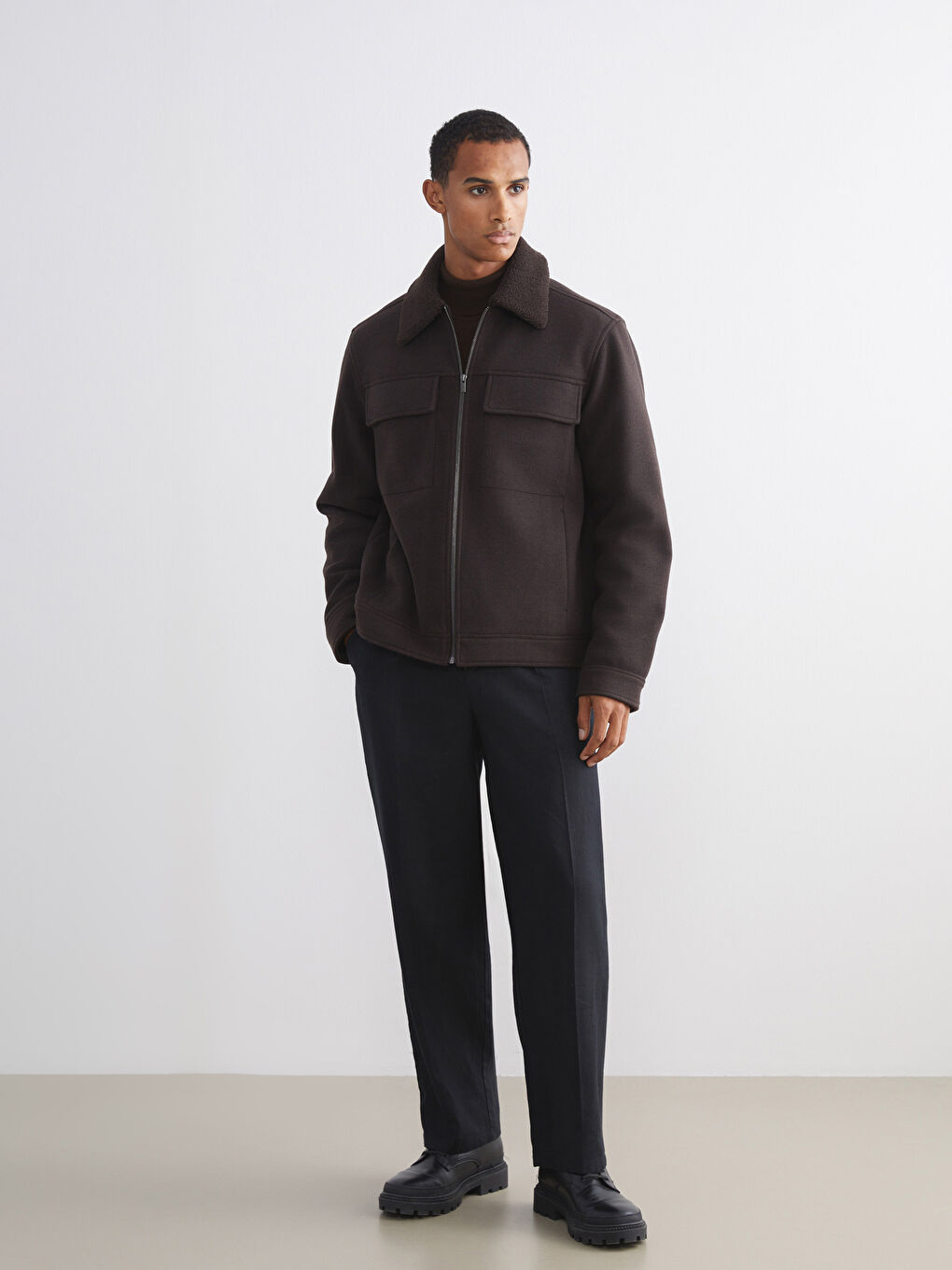 معطف بني رجل-1