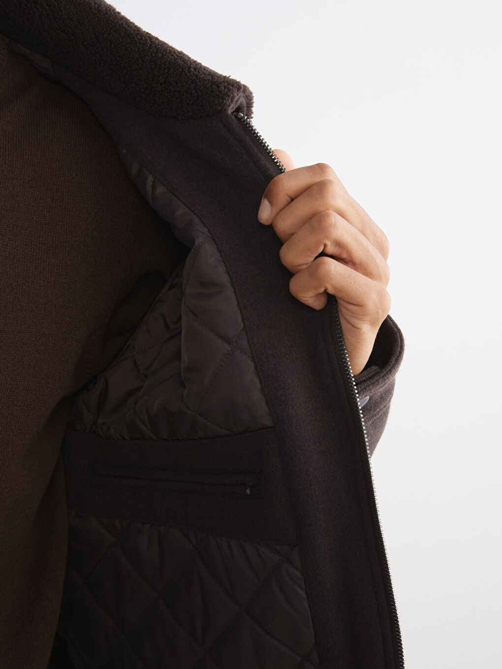 معطف بني رجل-3