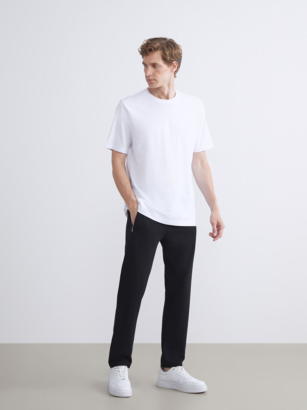 Siyah Standart Kalıp Erkek Eşofman Altı