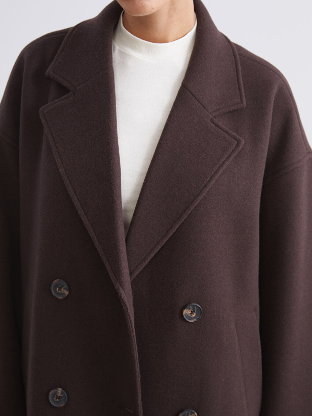 Kahverengi Kruvaze Yaka Kadın Kaşe Kaban-3