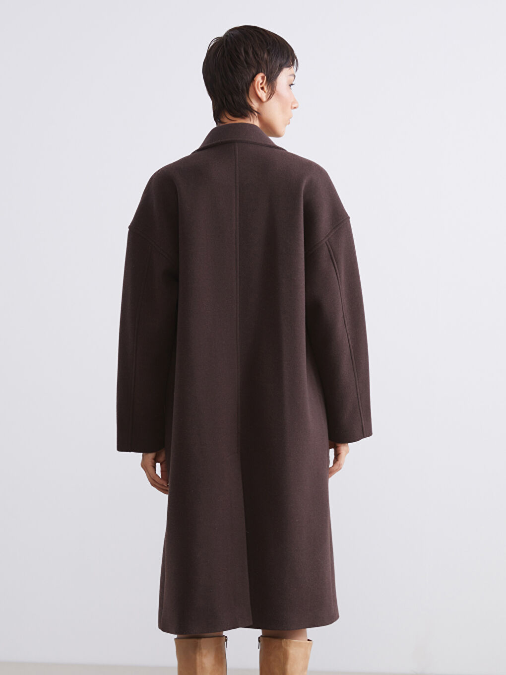 Kahverengi Kruvaze Yaka Kadın Kaşe Kaban-5