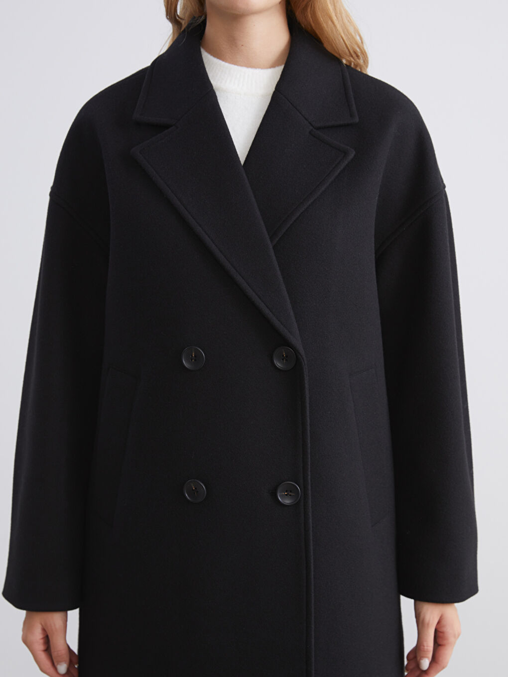 Siyah Kruvaze Yaka Kadın Kaşe Kaban-2