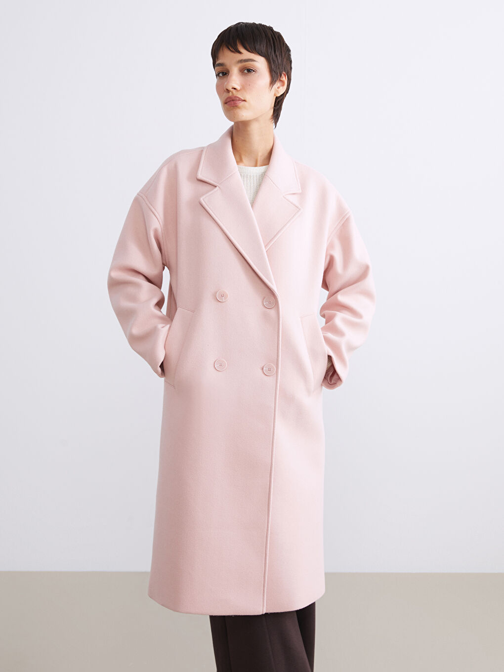 Pembe Kruvaze Yaka Kadın Kaşe Kaban-2