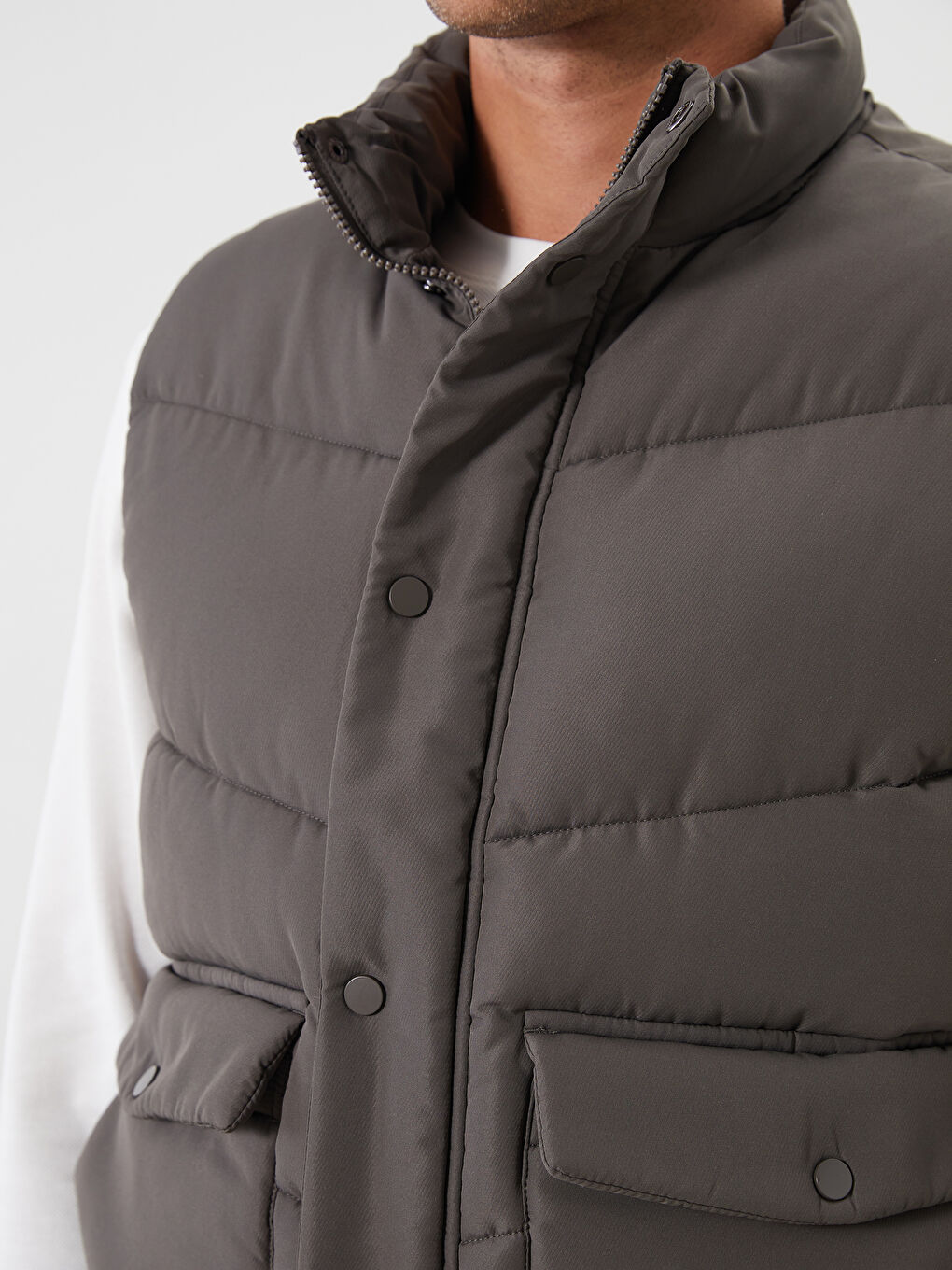 Standard Fit Funnel Neck Men's Puffer Gilet-2