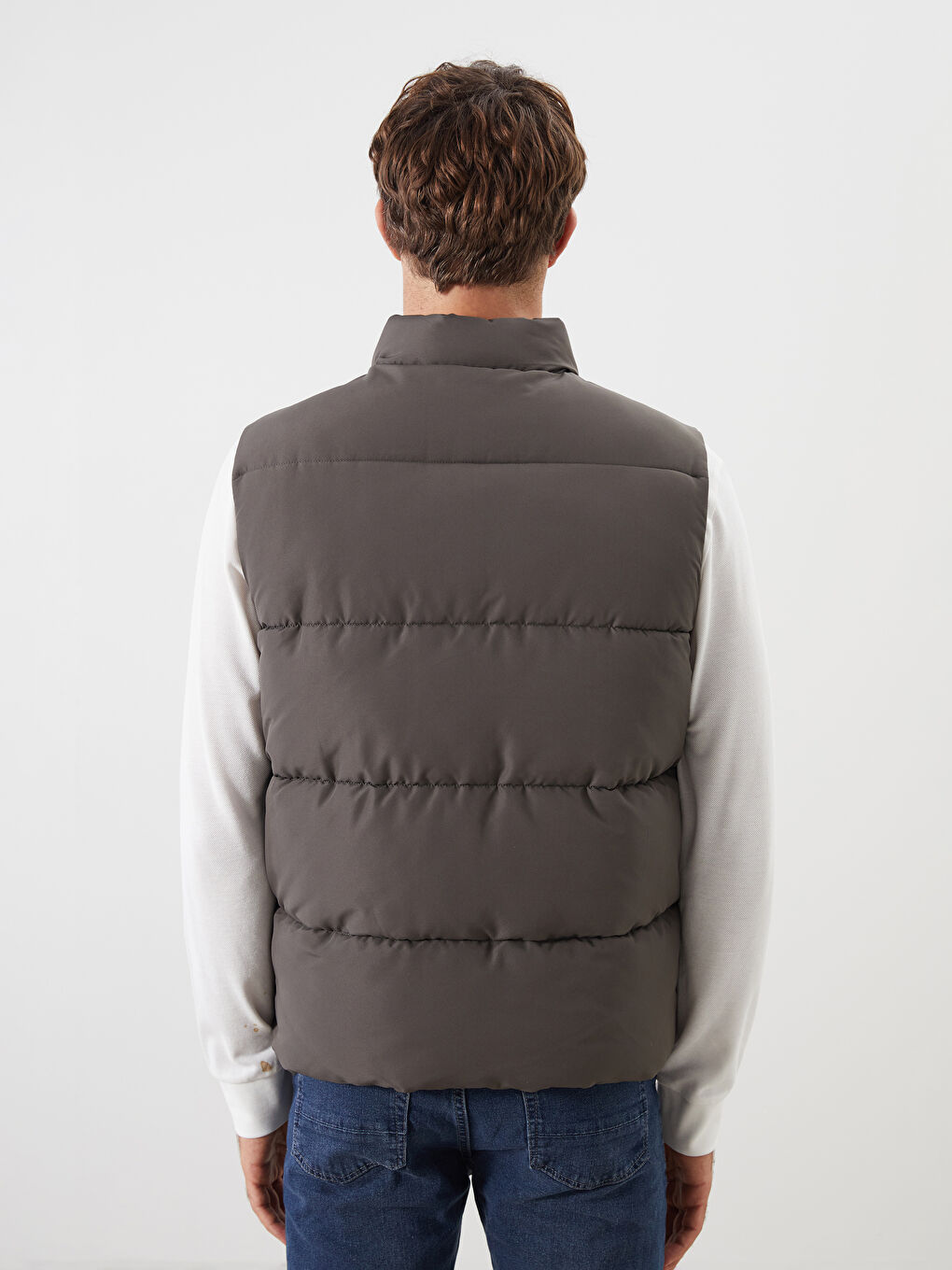 Standard Fit Funnel Neck Men's Puffer Gilet-4