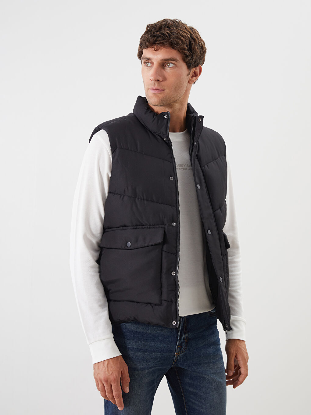 Standard Fit Funnel Neck Men's Puffer Gilet