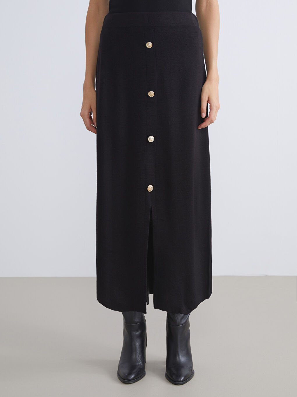 Elastic Waist Knitwear Skirt-1