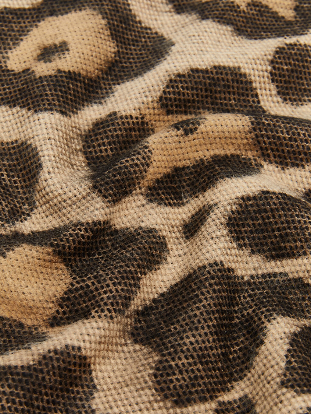 Bej Leopar Desenli Kadın Atkı-2