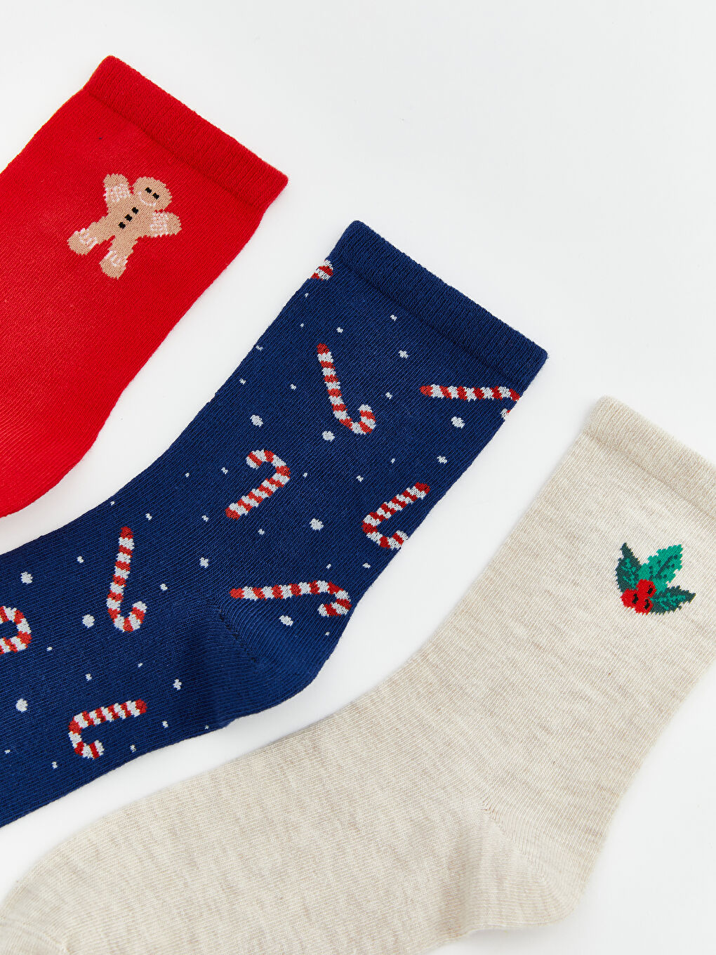 Christmas Themed Women's Ankle Socks 3-Pack-2