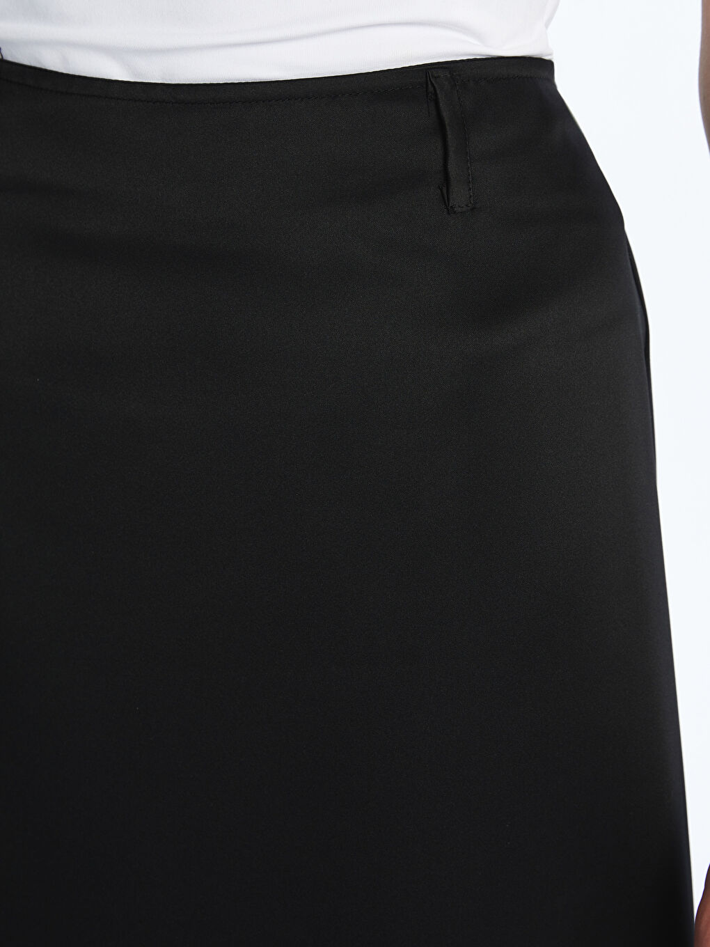 Elastic Waist Ruffled Satin Skirt-5