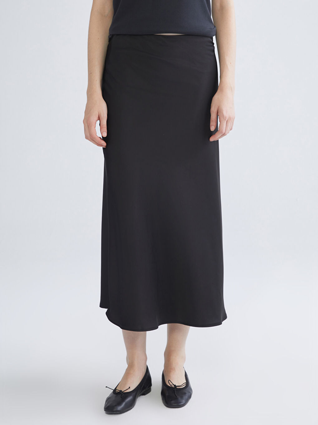 Elastic Waist Ruffled Satin Skirt-2