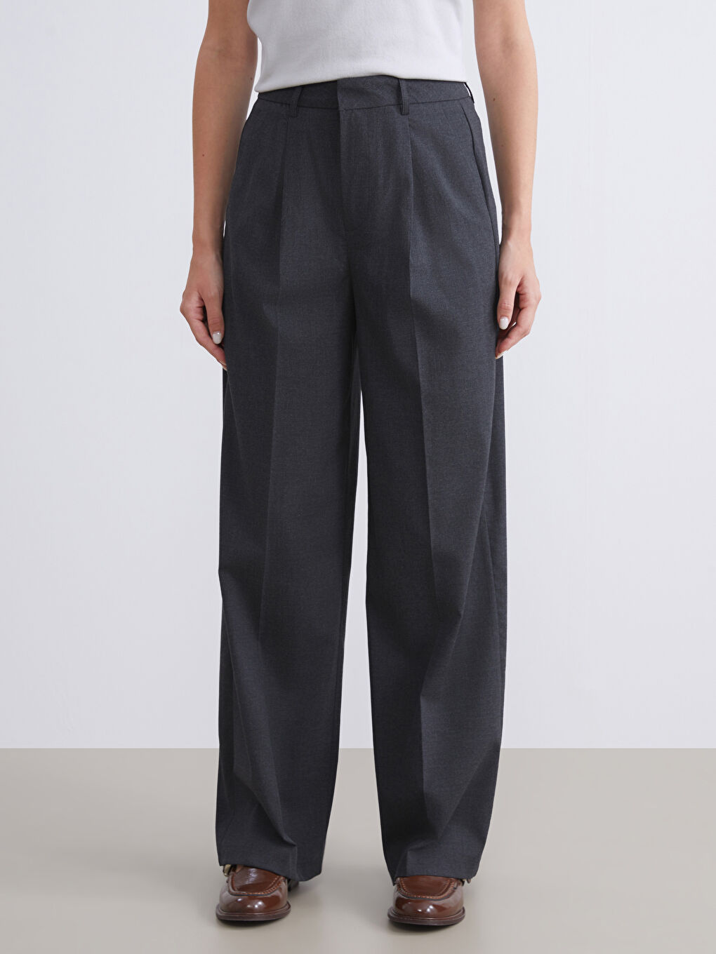 Regular Fit Women's Pleated Trousers-1