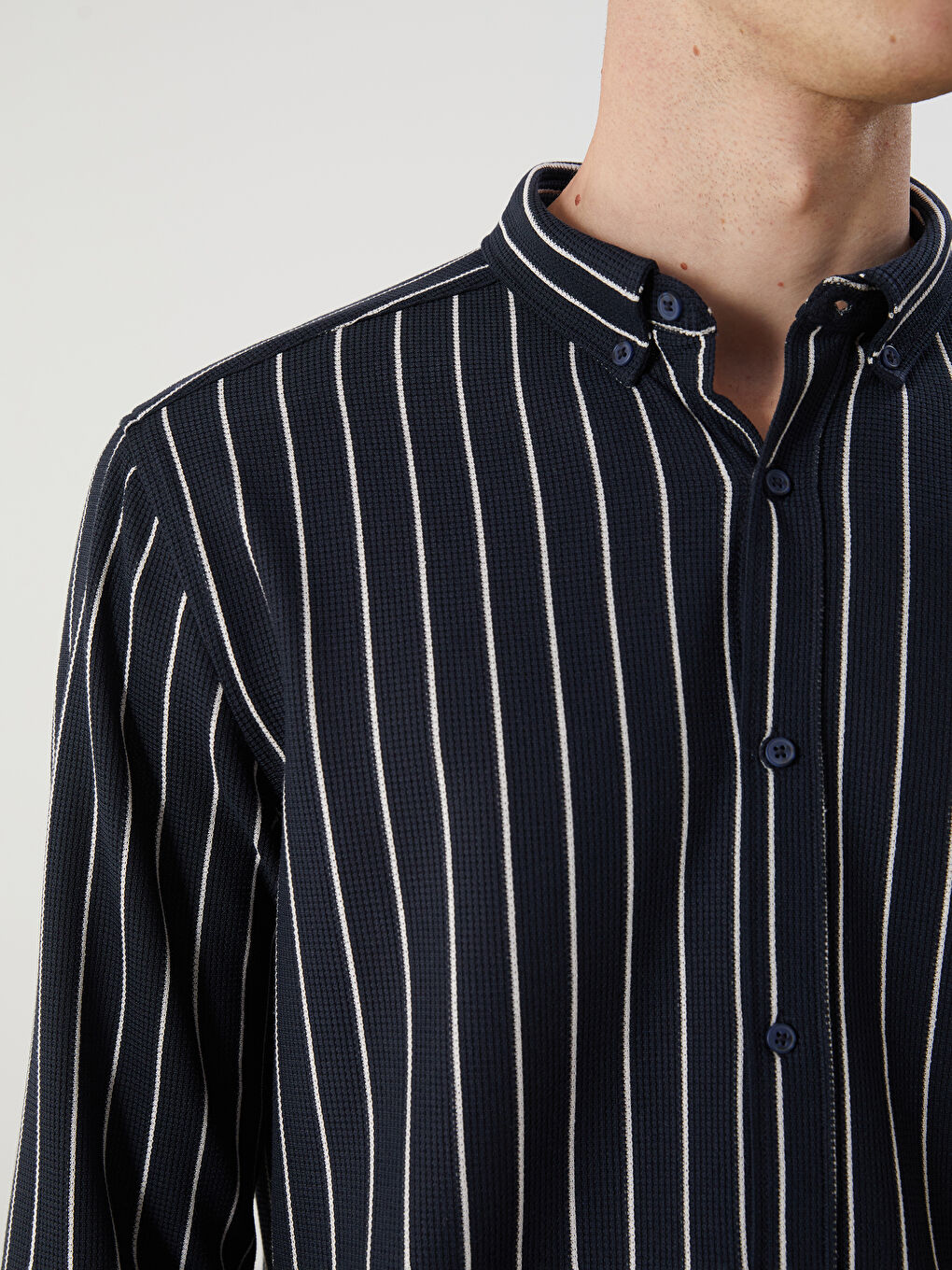 Chemise Rayée Pour Hommes Coupe Svelte À Manches Longues-2