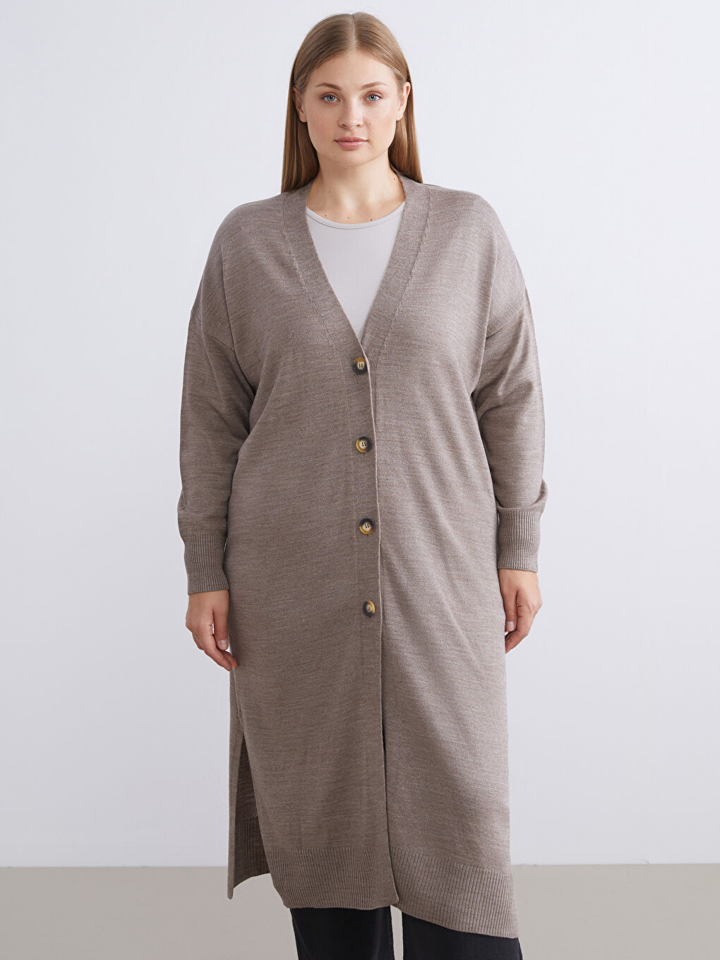 Bej V Yaka Kadın Triko Hırka-5